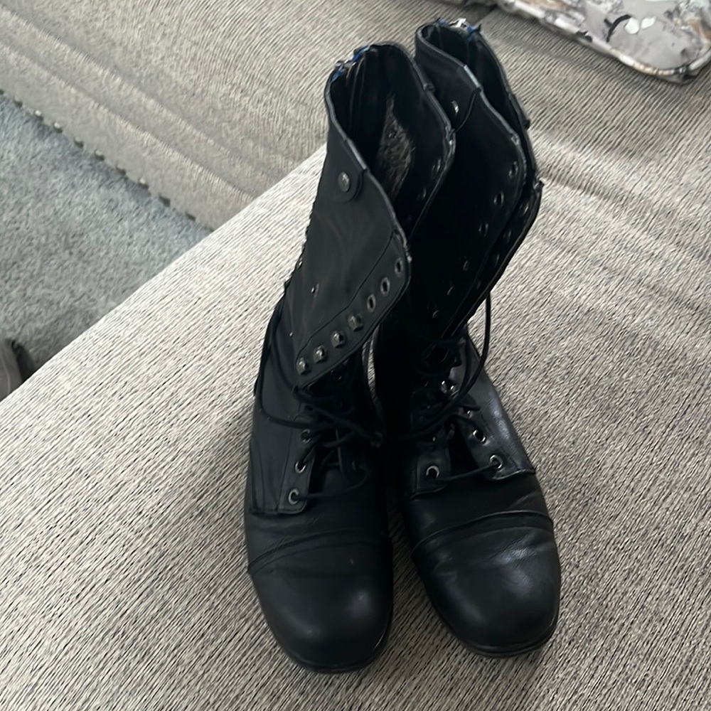 Madden Girl. Wonderful fun black “combat boots”